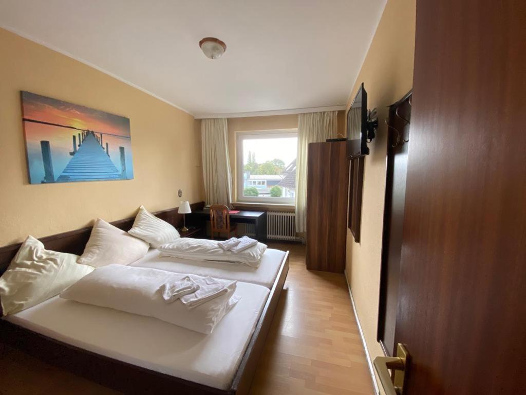 Taverna Hotel Roemerkrug هانوفر المظهر الخارجي الصورة